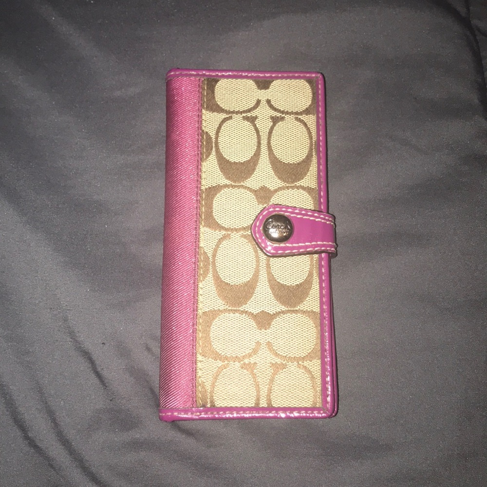 Coach wallet